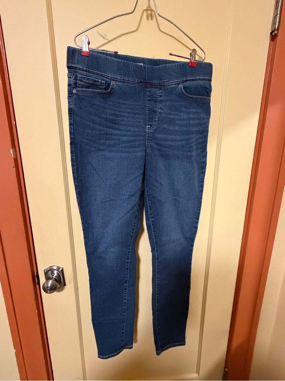Classic Dark Blue Pull-On Jeggings for Women